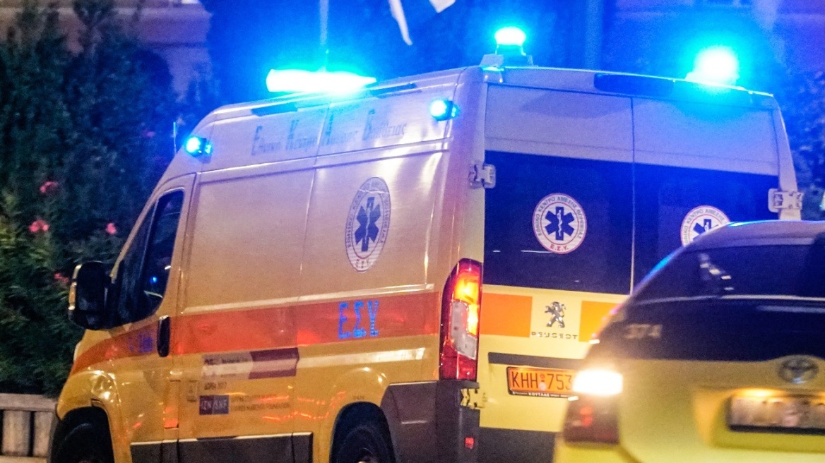 Σφοδρή σύγκρουση αυτοκινήτων στη Λάρισα - Ενας τραυματίας στο ΓΝΛ